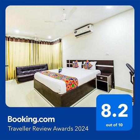 FabHotel Pride Inn Hyderabad Exterior foto