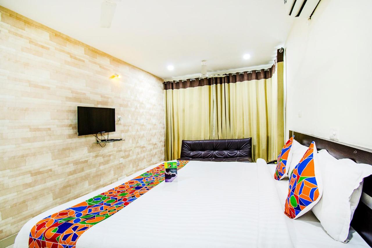 FabHotel Pride Inn Hyderabad Exterior foto